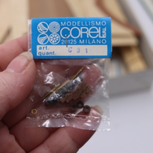 Swift Virginia Pilot Boat 1805 1982 Artisania 1:50 Scale Model Ship Collectible - Picture 12 of 12